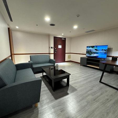 Xinshehotel - Chungli Таоуан Екстериор снимка