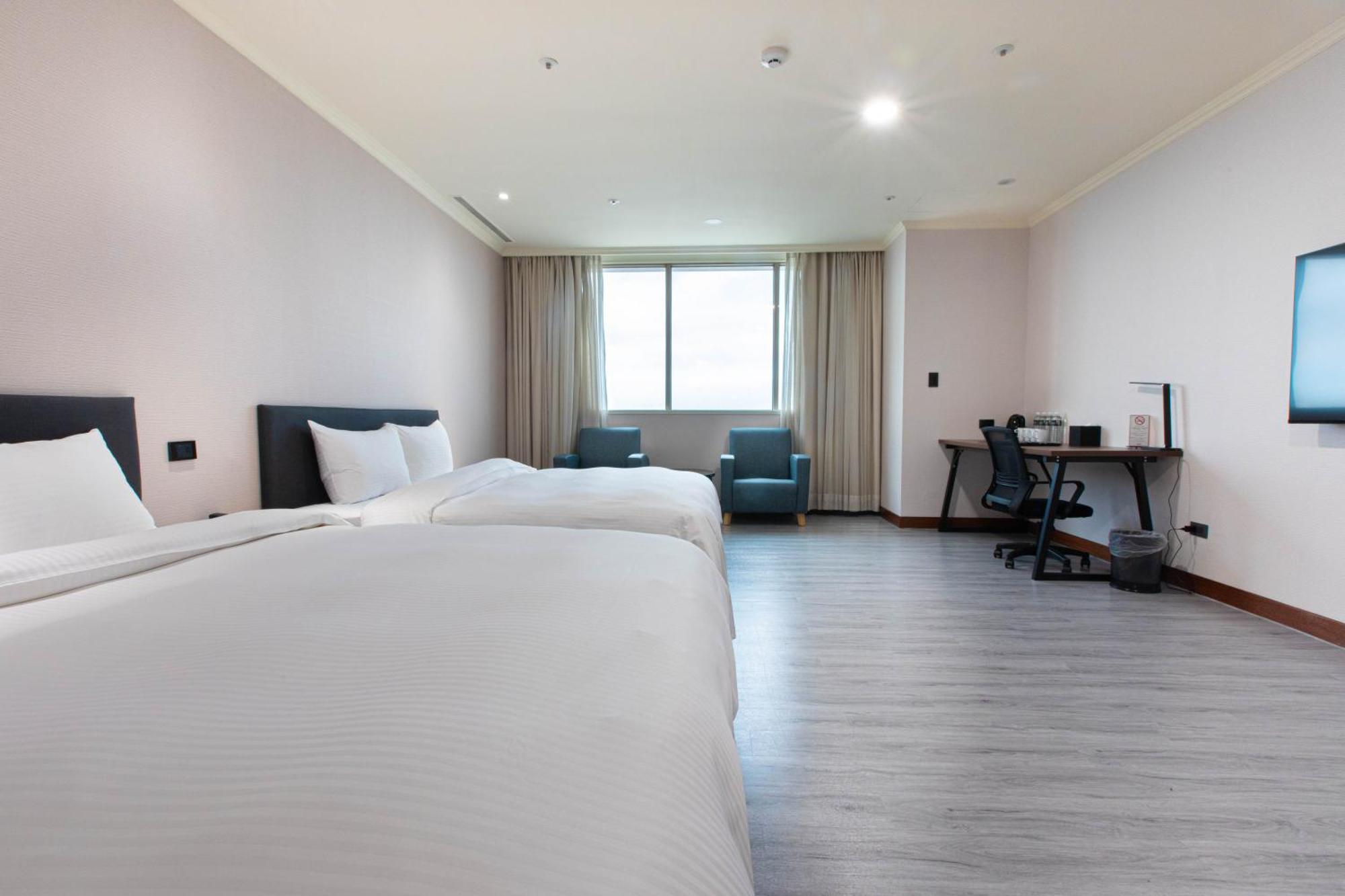 Xinshehotel - Chungli Таоуан Екстериор снимка